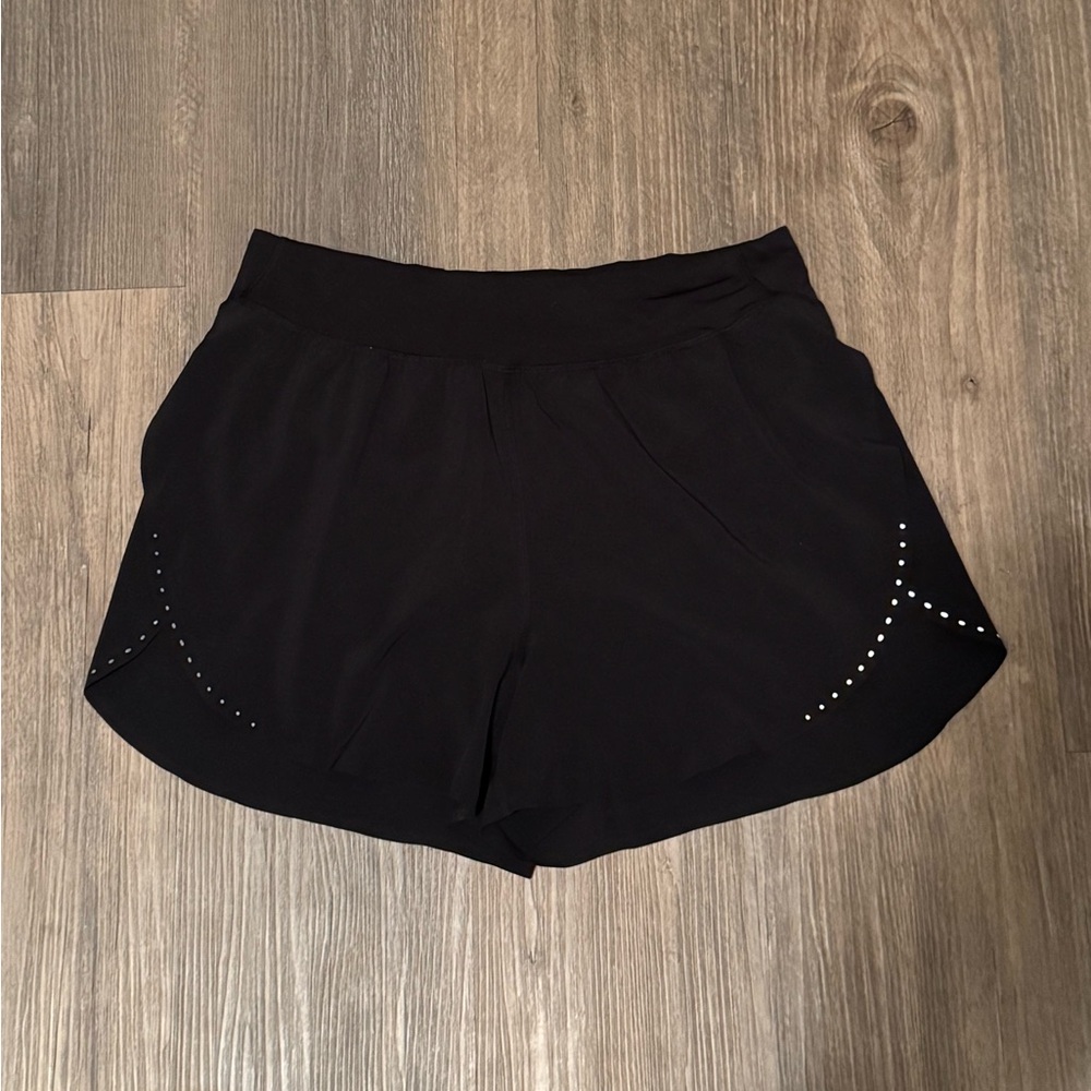 Lululemon Fast and Free Reflective High-Rise Short 3" in Black Size 8